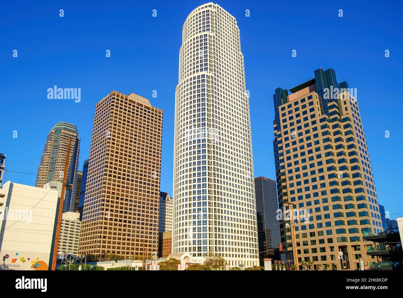 Skyscapers au coucher du soleil, le centre-ville de Los Angeles, Los Angeles, Californie, États-Unis d'Amérique Banque D'Images