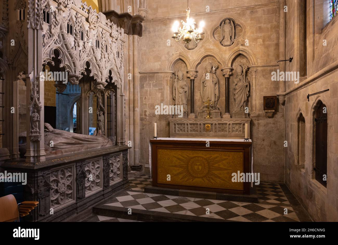 La chapelle Saint-Clément à l'intérieur de la cathédrale de Chichester, au Royaume-Uni.Merci au doyen et au chapitre de la cathédrale de Chichester. Banque D'Images