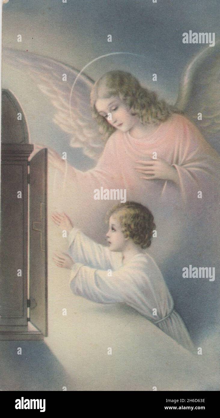 Vintage carte sainte lithographie jeune ange avec petit enfant dans le ciel 1920s droits supplémentaires-Clearences-non disponible Banque D'Images