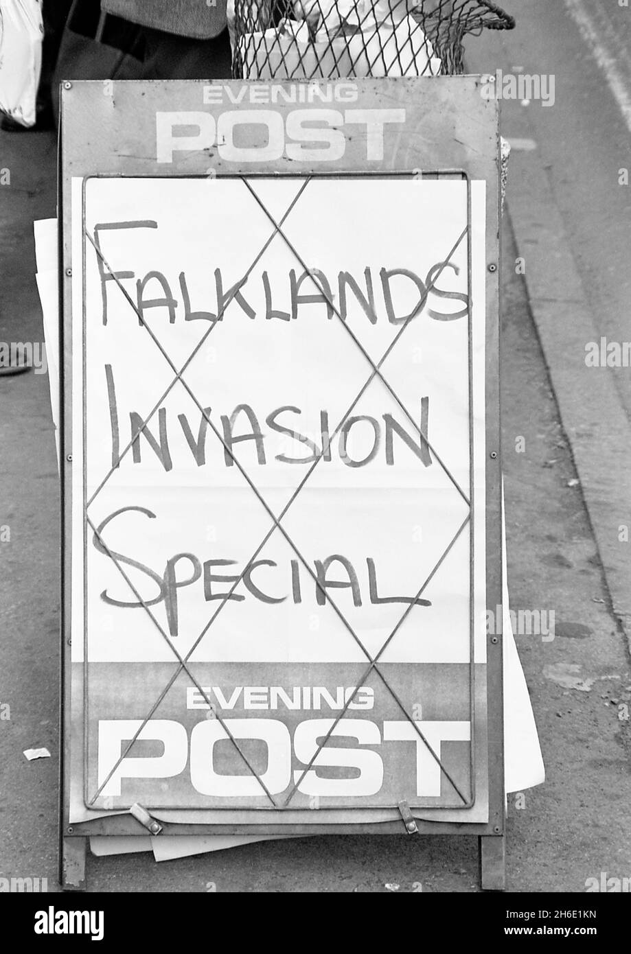 Nottingham Evening Post Falklands war special, Royaume-Uni 1982 Banque D'Images