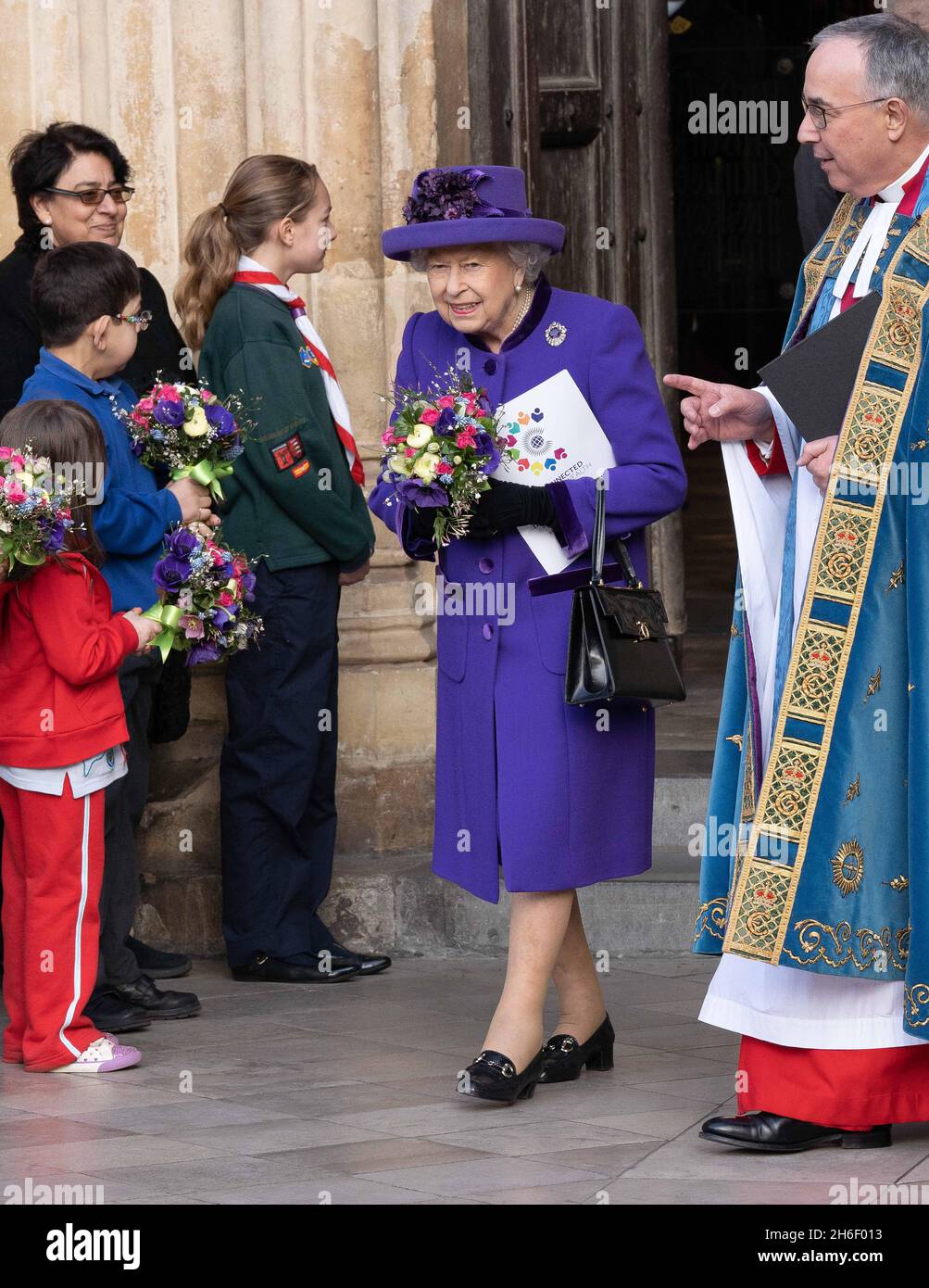 La Reine assiste au service du Commonwealth à l'abbaye de Westminster le jour du Commonwealth Banque D'Images