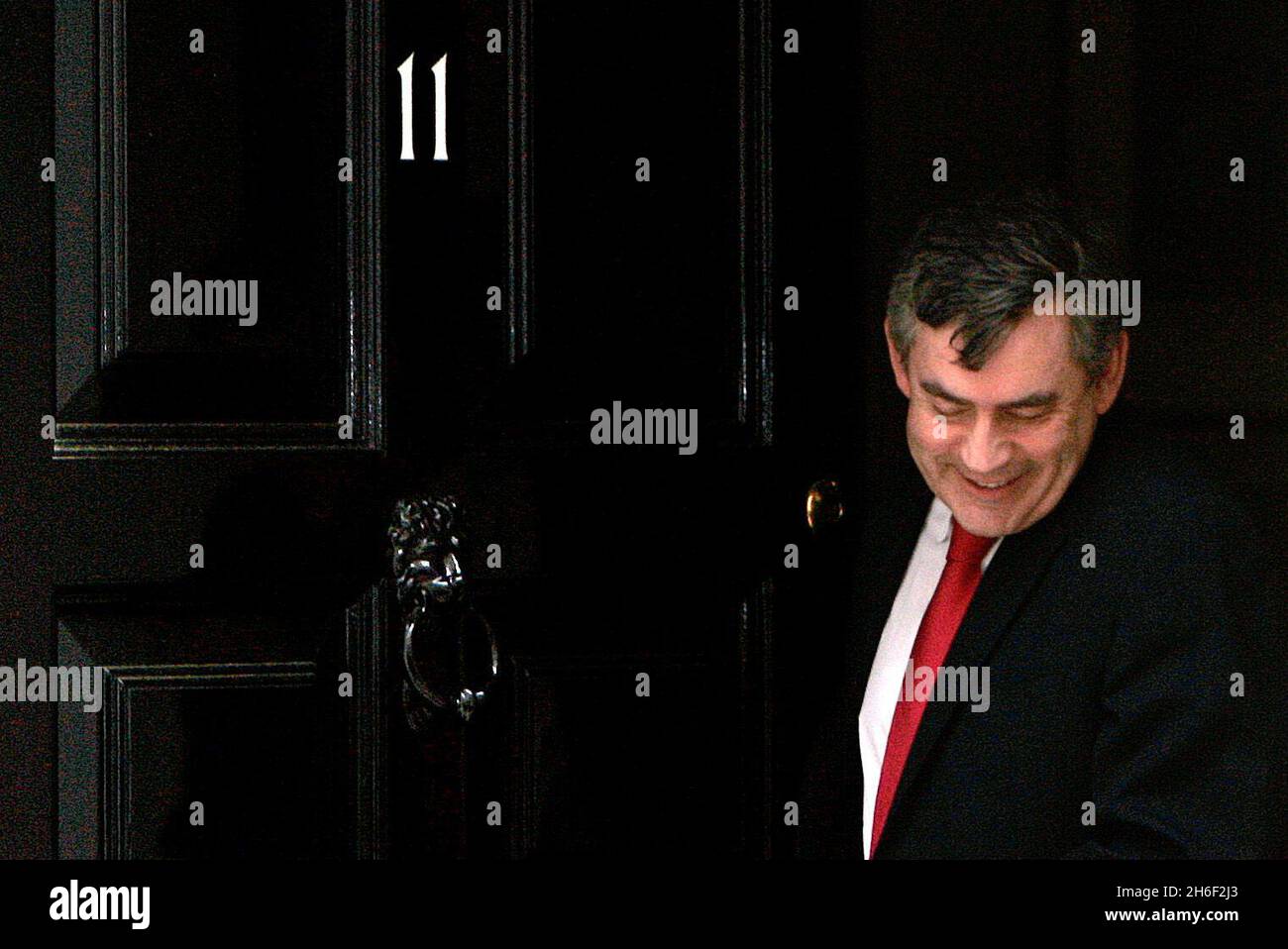 Le chancelier Gordon Brown est photographié en quittant Downing Street ce matin, après que le PM Tony Blair a annoncé sa démission du cabinet. Banque D'Images