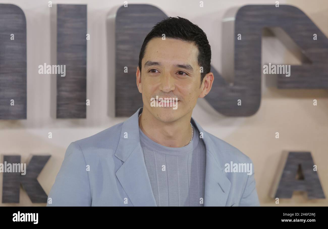 Gabriel Luna assiste au Terminator : un photocall au destin sombre à l'hôtel Mandarin Oriental, Londres. Banque D'Images