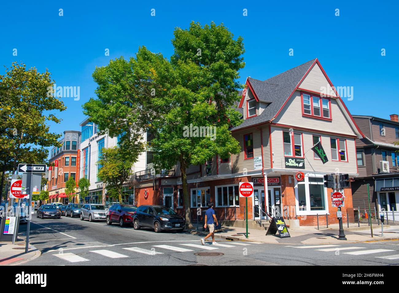 Chipotle Mexican Grill dans un bâtiment historique situé au 235 Thayer Street à Angell Street à College Hill dans la ville de Providence, Rhode Island RI, États-Unis. Banque D'Images