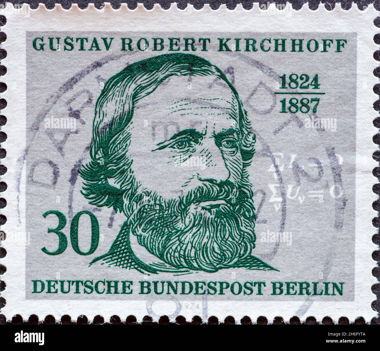 ALLEMAGNE, Berlin - VERS 1974: Timbre-poste d'Allemagne, Berlin montrant un portrait du physicien et chercheur en électricité Robert Kirchhoff Banque D'Images