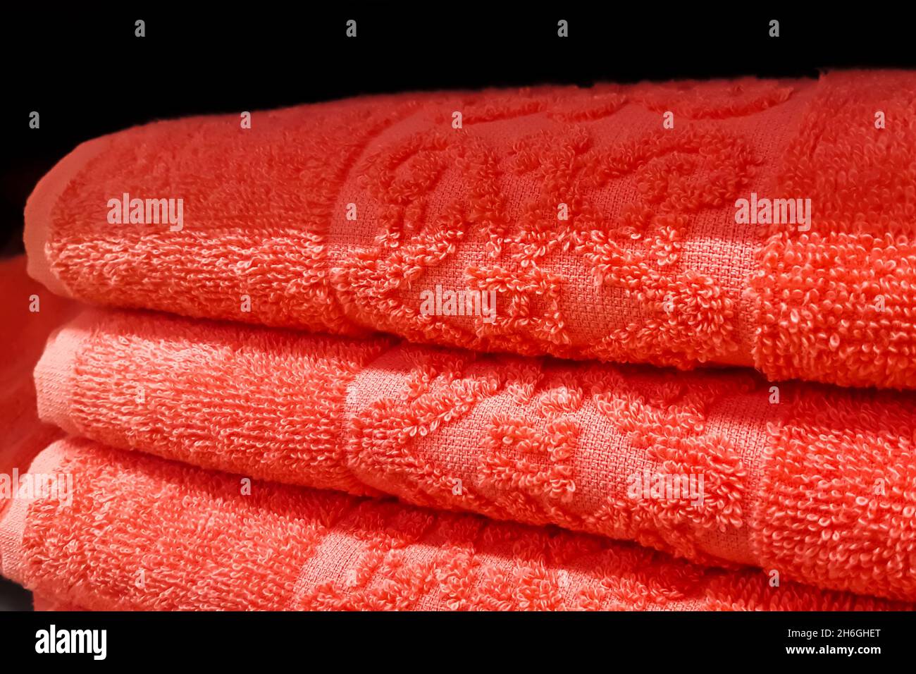 Pile de serviettes de bain.Textiles domestiques pour les soins de spa.Tissu doux et doux. Banque D'Images