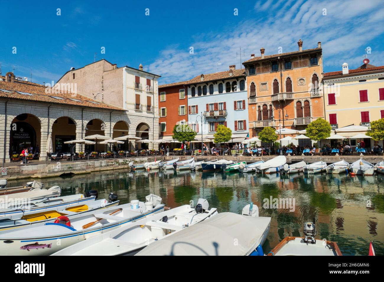 Alter Hafen Porto Vecchio à Desenzano Banque D'Images