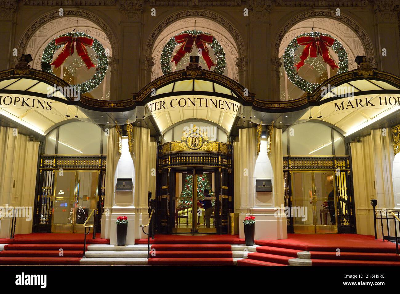 L'hôtel Intercontinental Mark Hopkins pendant la période des fêtes, San Francisco CA Banque D'Images