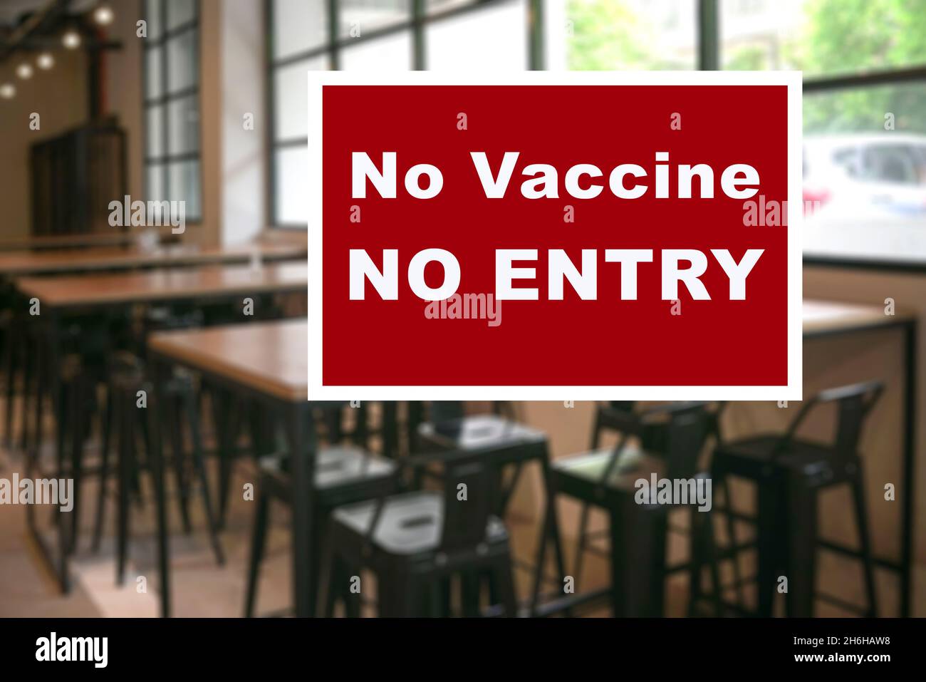 Panneau, pas de vaccin, pas d'entrée dans un restaurant intérieur. Banque D'Images