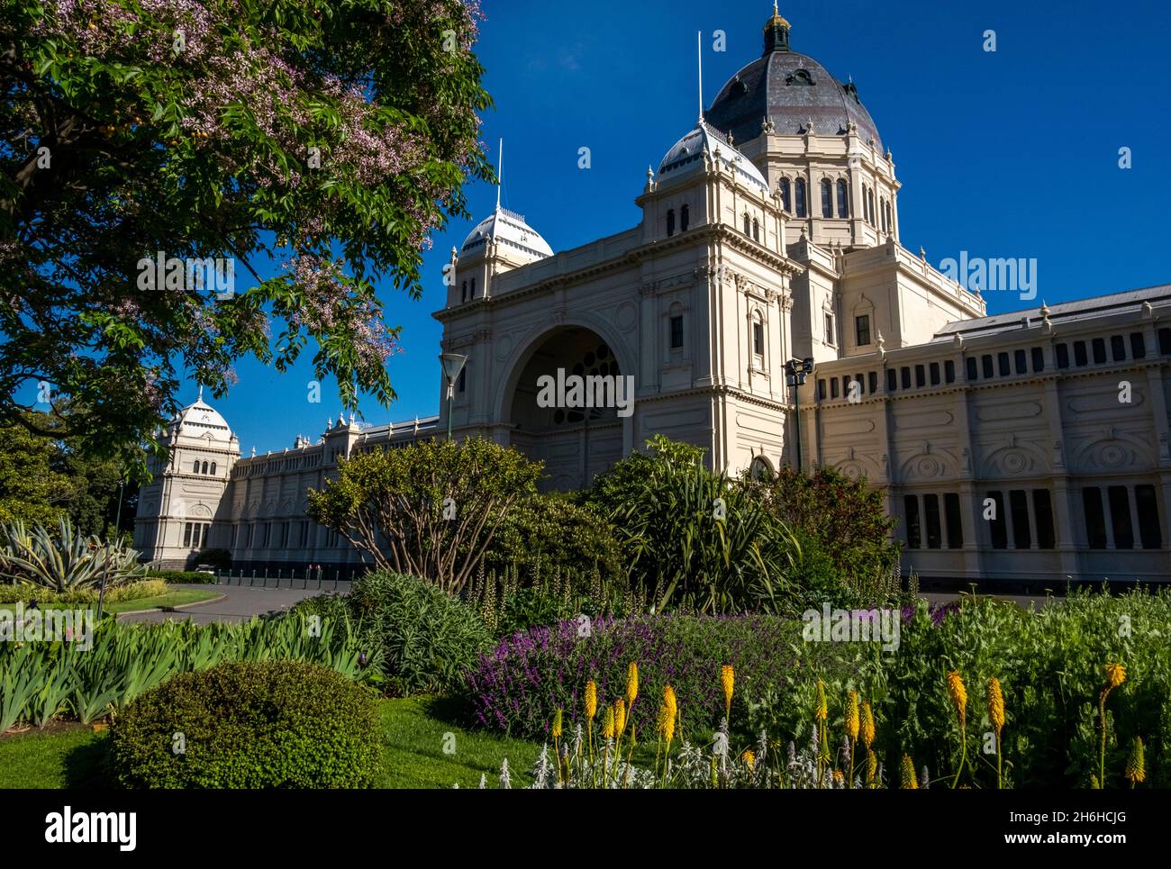 Royal Exhibition Building dans les Carlton Gardens, Melbourne, Victoria, Australie. Banque D'Images