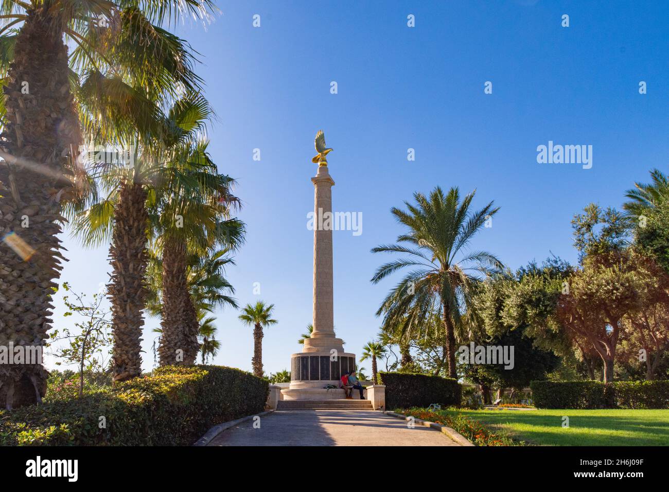 Floriana, Malte - novembre 12th 2021 : le mémorial des forces aériennes du Commonwealth est un monument aux équipages qui ont perdu la vie au cours de la deuxième Guerre mondiale. Banque D'Images