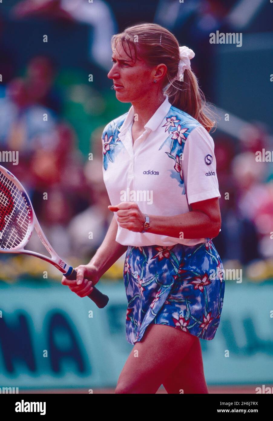 Joueur de tennis allemand Steffi Graf, Roland Garros, France 1999 Photo  Stock - Alamy