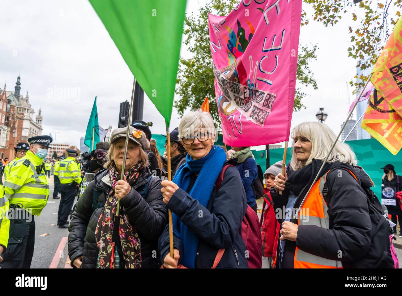 Manifestation contre Lord Mayor Show, Rise and Rebel march, extinction Rebellion, Londres, Royaume-Uni.13 novembre 2021 Banque D'Images