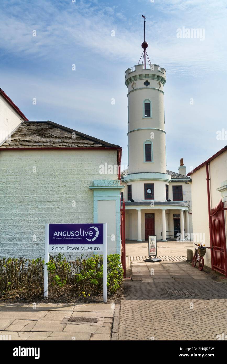 Port d'Arbroath Signal Tower Museum, Région de l'Angus, Scotland UK Banque D'Images