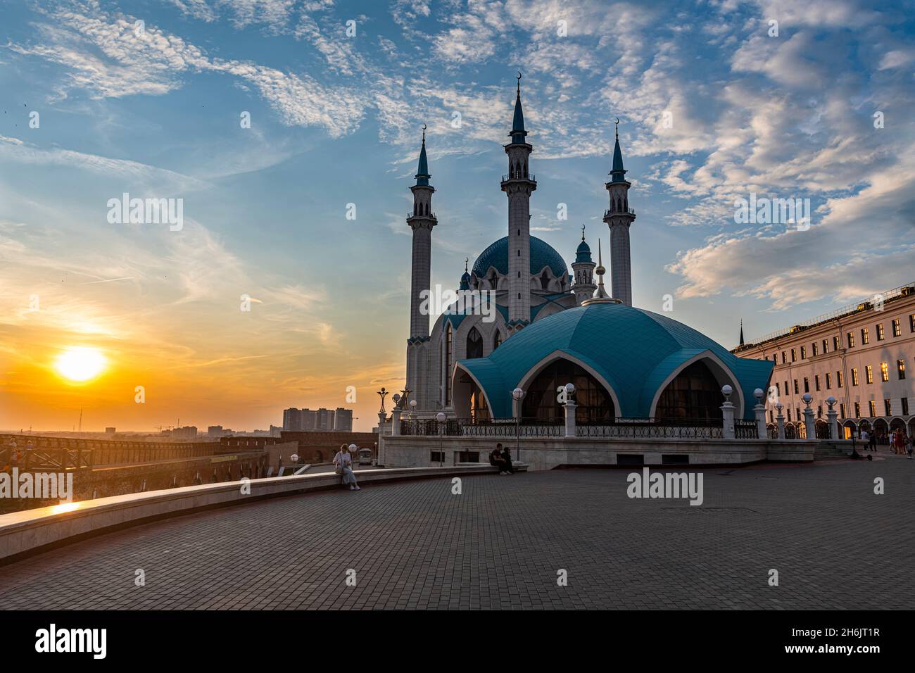 Coucher de soleil sur la Mosquée de Kul Sharif, site du patrimoine mondial de l'UNESCO, Kazan, République du Tatarstan, Russie, Europe Banque D'Images