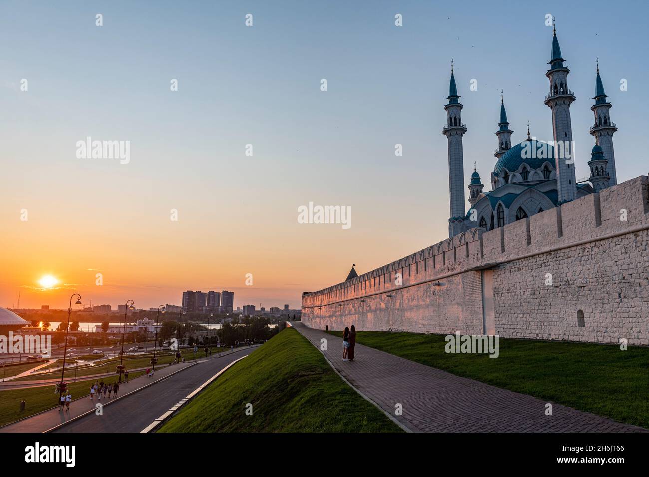 Mosquée Kul Sharif au Kremlin au coucher du soleil, site du patrimoine mondial de l'UNESCO, Kazan, République du Tatarstan, Russie, Europe Banque D'Images