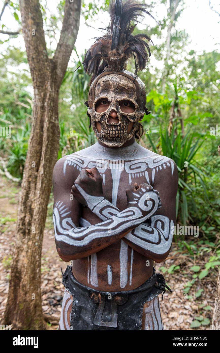 Indien maya habille site archeologique Yucatec Maya EkE Balam Yucatan Mexique Photo Stock Alamy
