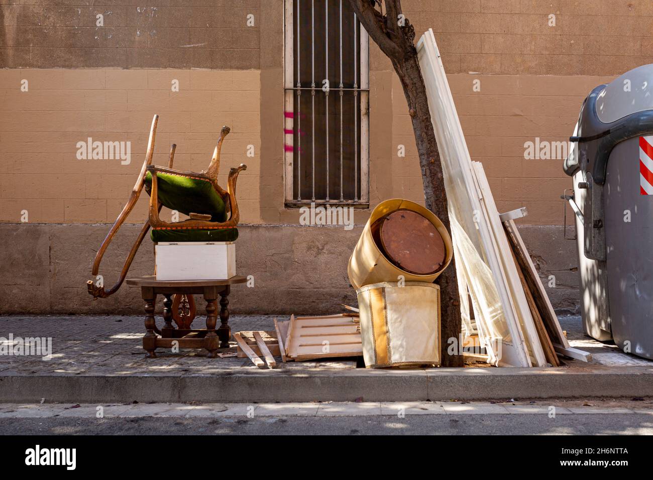 Meubles anciens dans la rue Banque D'Images