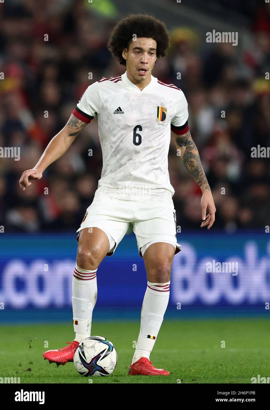 Cardiff, pays de Galles, 16 novembre 2021.Axel Witsel, de Belgique, lors de la coupe du monde de la FIFA 2022 - European Qualifying Match au Cardiff City Stadium, Cardiff.Le crédit photo doit être lu : Darren Staples / Sportimage Banque D'Images