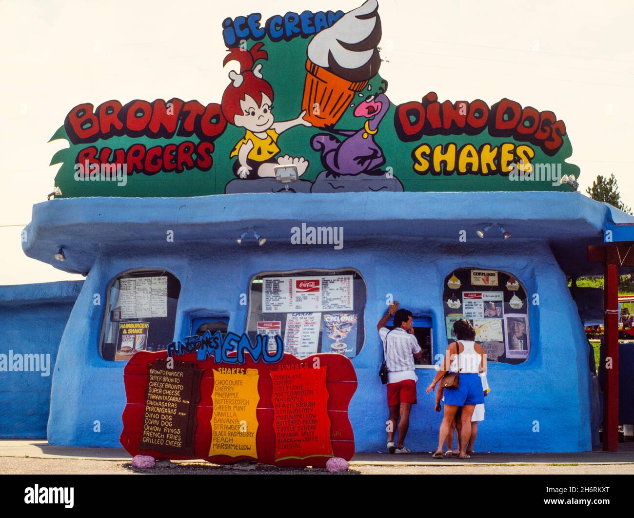 Le parc à thème et le terrain de camping de Flintstones Bedrock City près de Custer South Dakota sont maintenant fermés Banque D'Images
