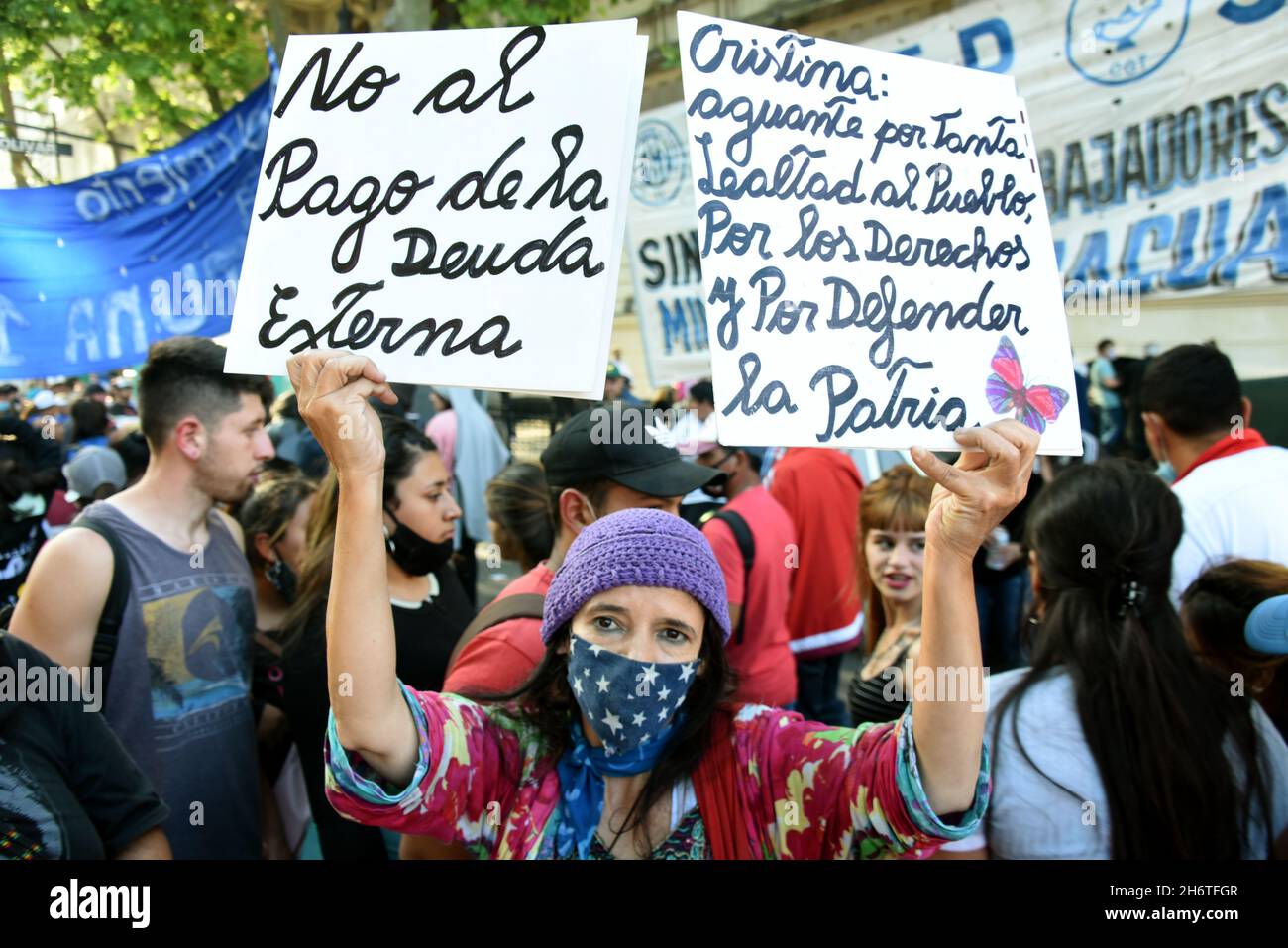 Manifestación en apoyo al Presidente Alberto Fernández al conmemorarse el día de la militancia, 17 de noviembre de 2021, Buenos Aires, Argentine Banque D'Images