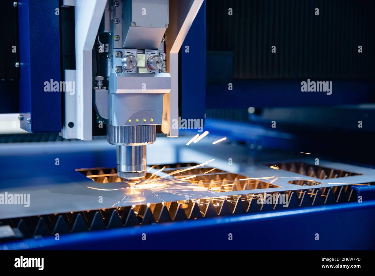 Macro photo découpe de métal CNC gravure laser. Concept contexte  technologie industrielle moderne Photo Stock - Alamy