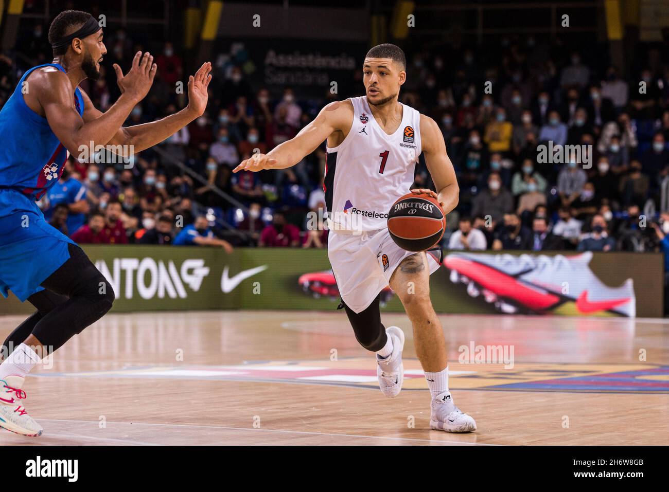 Iffe Lundberg de CSKA Moscou lors du match de basketball EuroLeague de Turkish Airlines entre le FC Barcelone et le CSKA Moscou le 17 novembre 2021 au Palau Blaugrana à Barcelone, Espagne - photo: Javier Borrego/DPPI/LiveMedia Banque D'Images