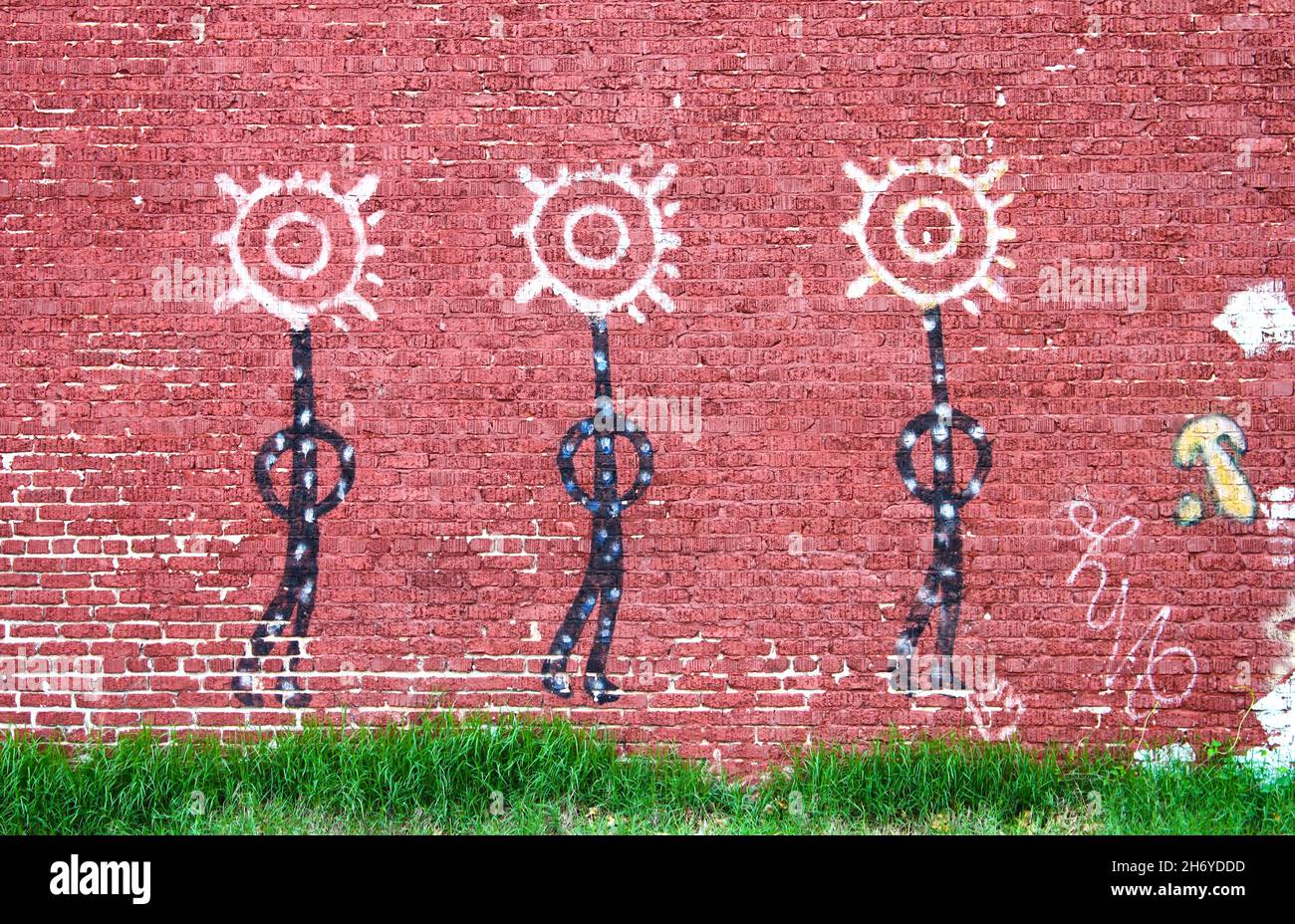 Tulsa Oklahoma USA vers 2010-trois figures de la fresque amérindienne sur mur de brique à l'intérieur Banque D'Images