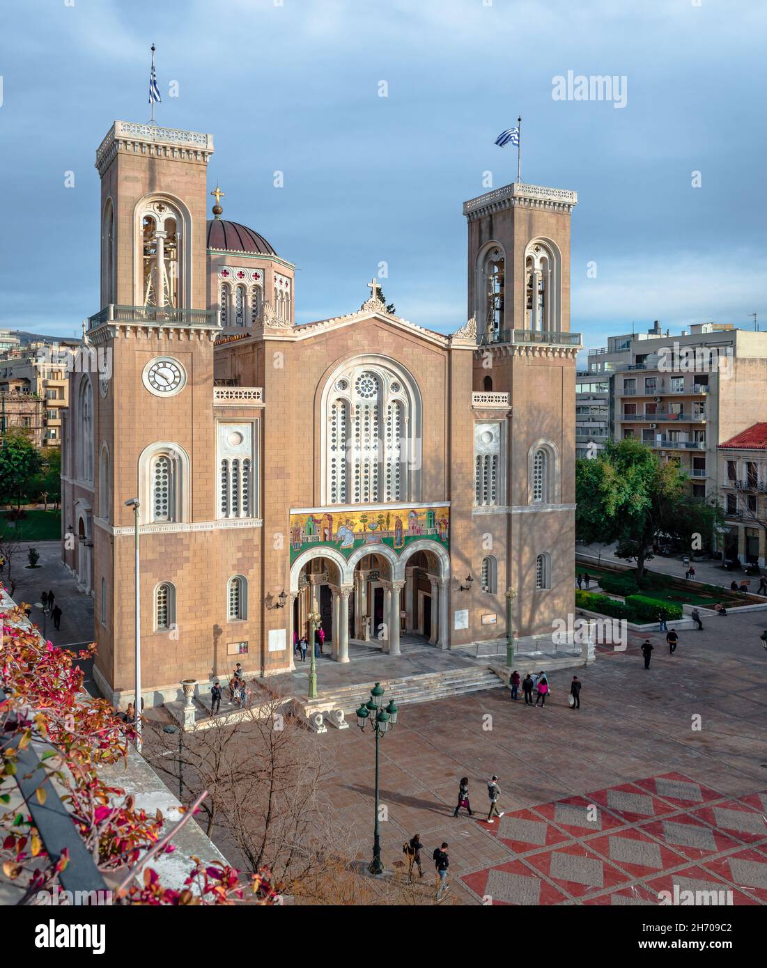 Athènes, Grèce - Mars 9 2019: Vue d'en haut de la cathédrale métropolitaine de l'Annonciation.Son église cathédrale de l'Archevêché d'Ath Banque D'Images
