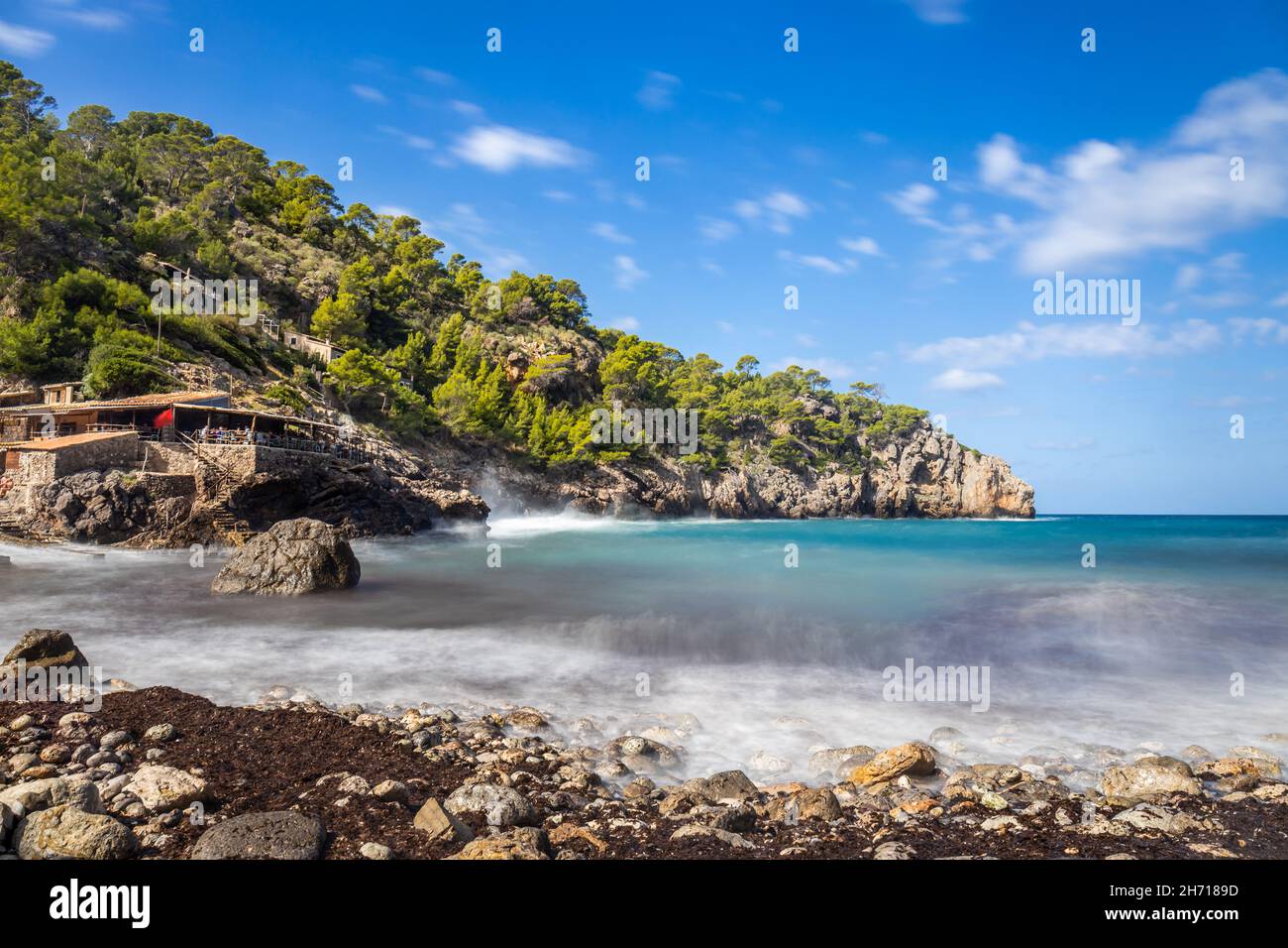 Cala Deià, baie et plage près du village de Deià, Majorque, Majorque, Iles Baléares, Espagne Banque D'Images