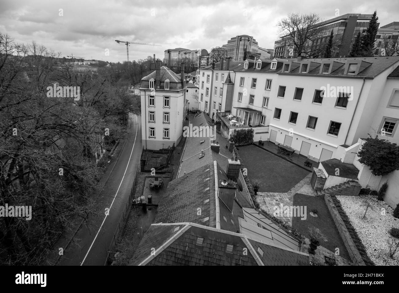 Vue panoramique sur la vieille ville de Luxembourg, Luxembourg avec la ville de Grund. Banque D'Images