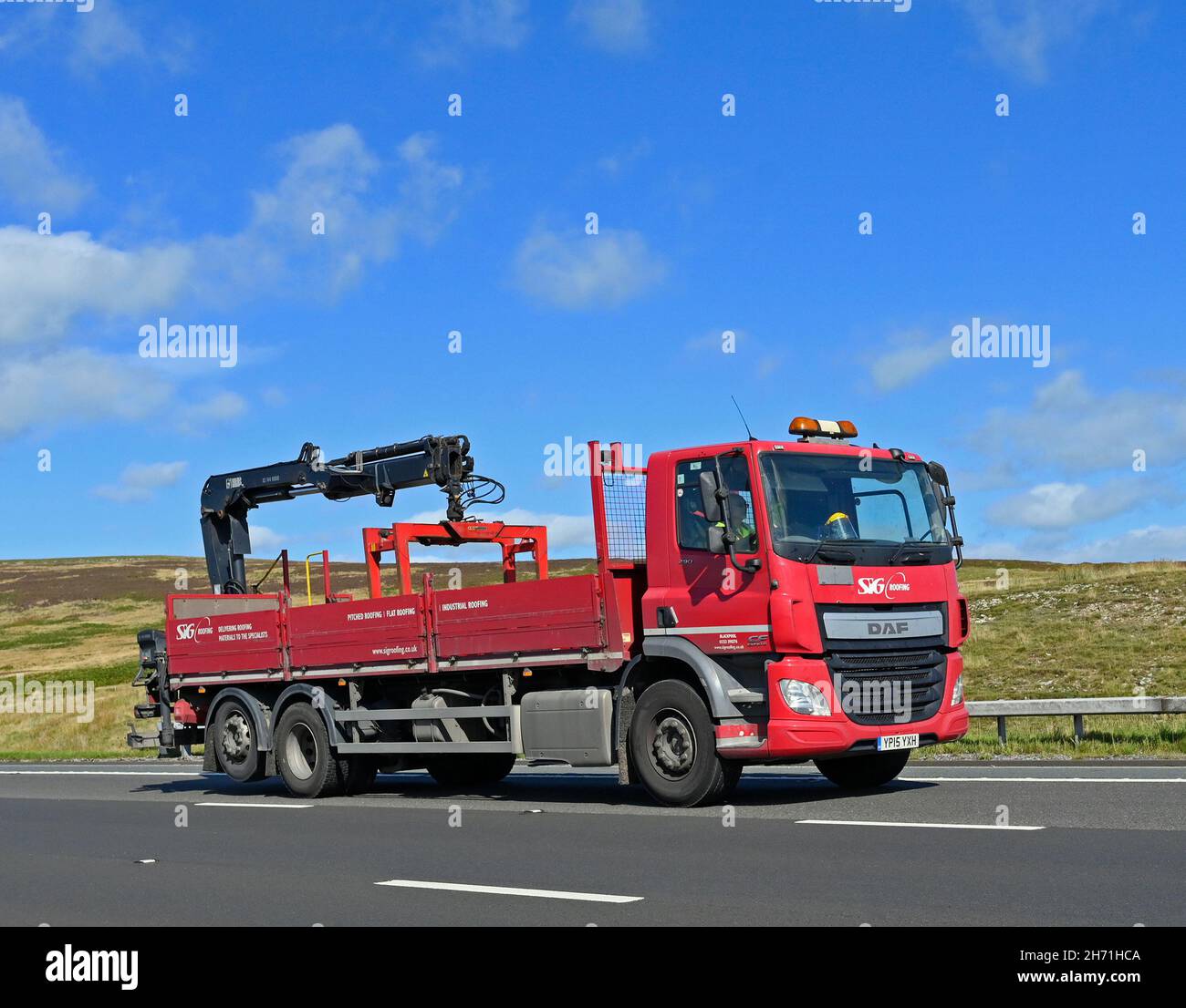 HGV.Couverture SIG.Autoroute M6, en direction du sud.Shap, Cumbria, Angleterre, Royaume-Uni, Europe. Banque D'Images HGV.Couverture SIG.Autoroute M6, en direction du sud.Shap, Cumbria, Angleterre, Royaume-Uni, Europe. Banque D'Images