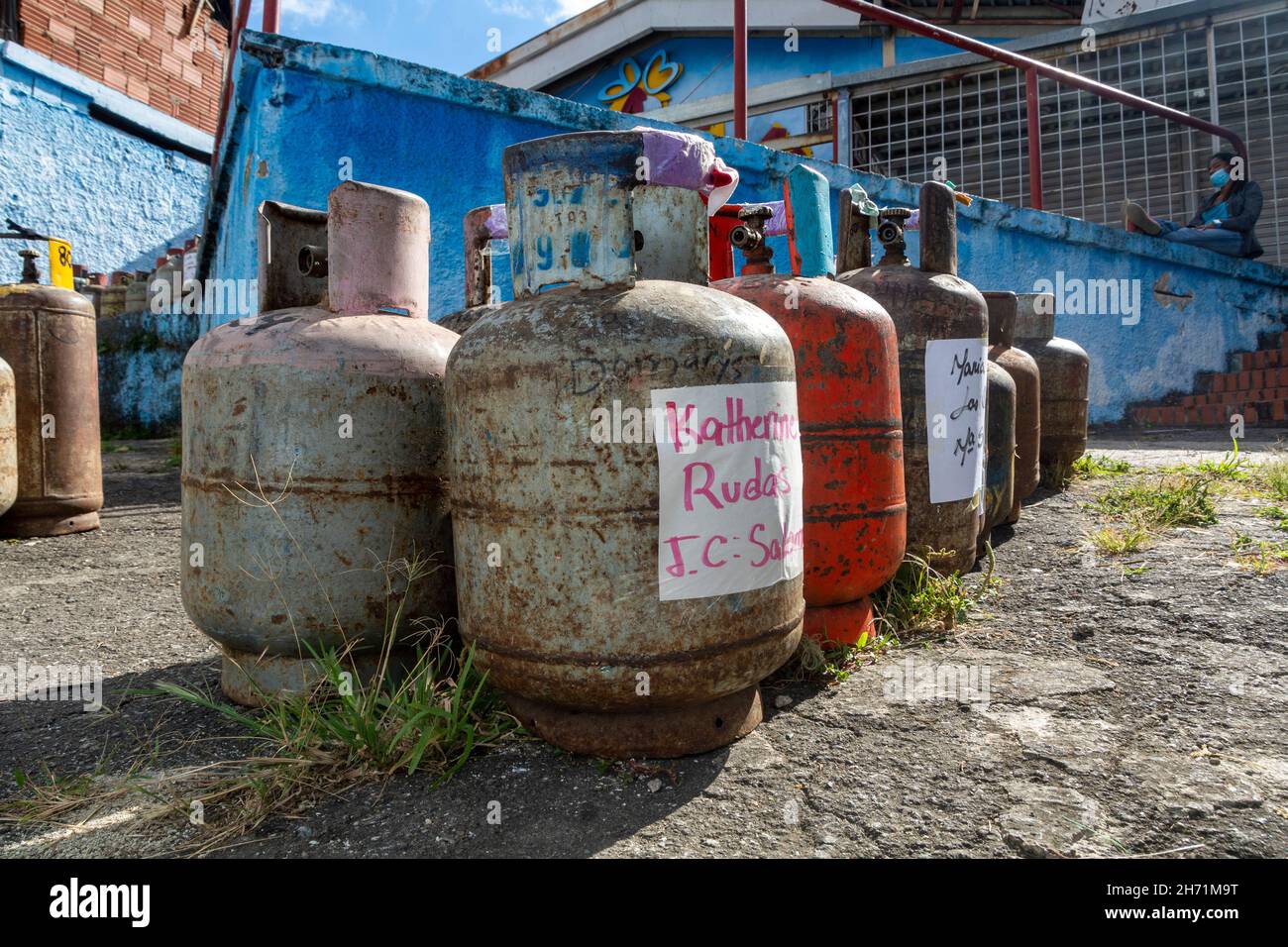 La crise de l'approvisionnement en gaz au Venezuela.Dans de nombreuses régions du pays, la pénurie de bouteilles de gaz est grave.Le coût est très bon marché, chaque cylind Banque D'Images