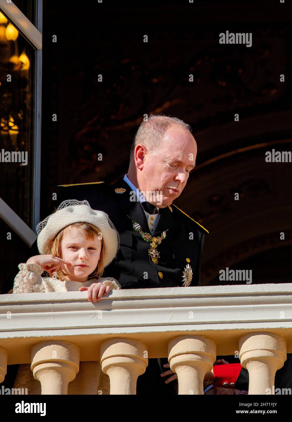 Monaco ville, Monaco.19 novembre 2021.Le Prince Albert II et la princesse Gabriella de Monaco au Palais princier de Monaco-ville, le 19 novembre 2021, à l'occasion de la célébration de la Journée nationale Monacos crédit: Albert Nieboer/pays-Bas OUT/point de vue OUT/dpa/Alay Live News Banque D'Images