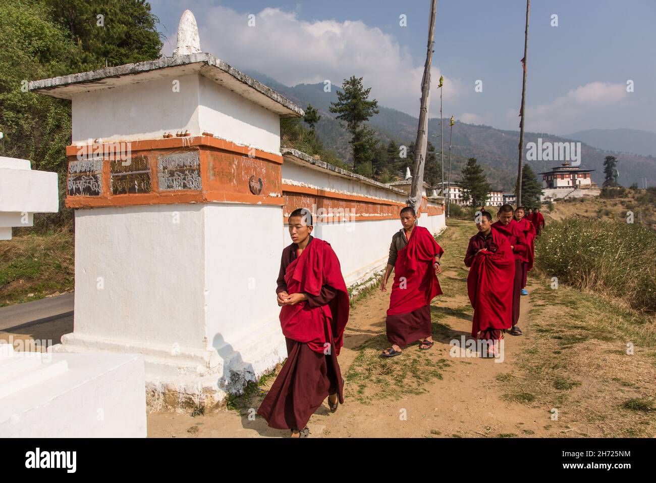 Jeunes moines bouddhistes à l'école monastique Dechen Phodrang à Thimphu, Bhoutan. Banque D'Images