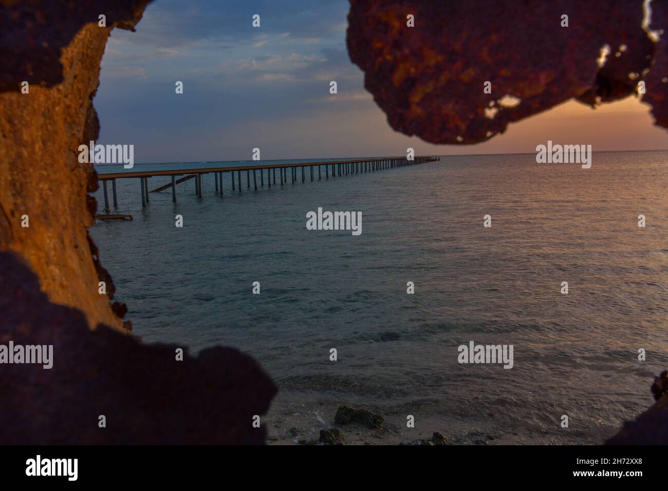 Old rusty pier Banque D'Images