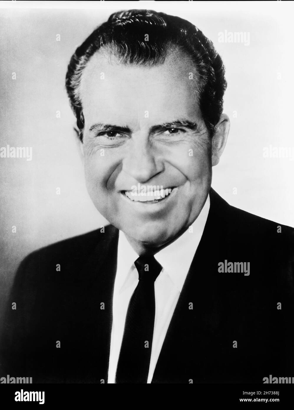 Richard M. Nixon (1913-1994), 37e président des États-Unis, Portrait de la tête et des épaules, photo officielle de la Maison Blanche, 1969 Banque D'Images