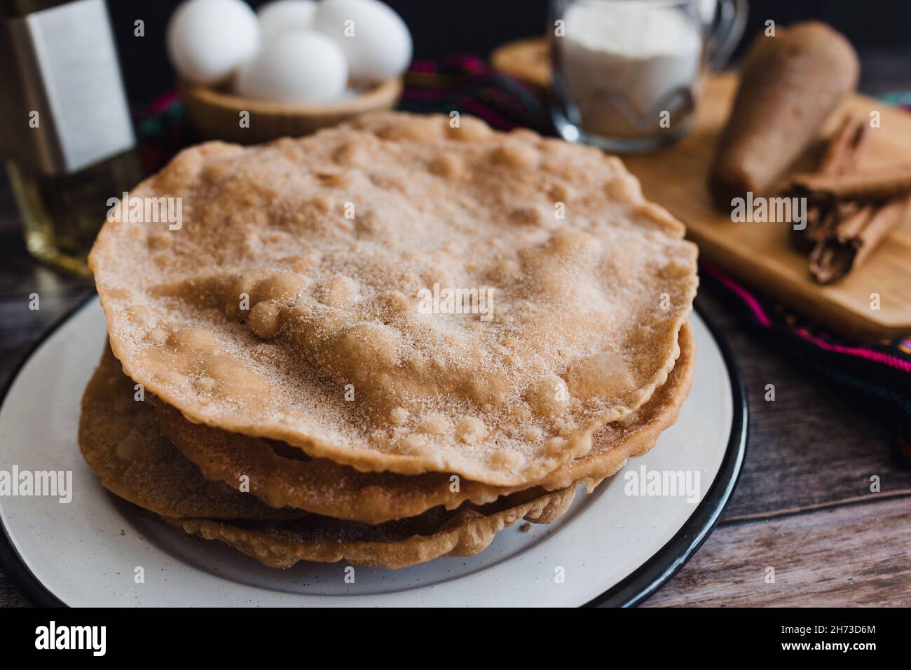 recette mexicaine de buñuelos et ingrédients du dessert traditionnel pour Noël au Mexique Banque D'Images