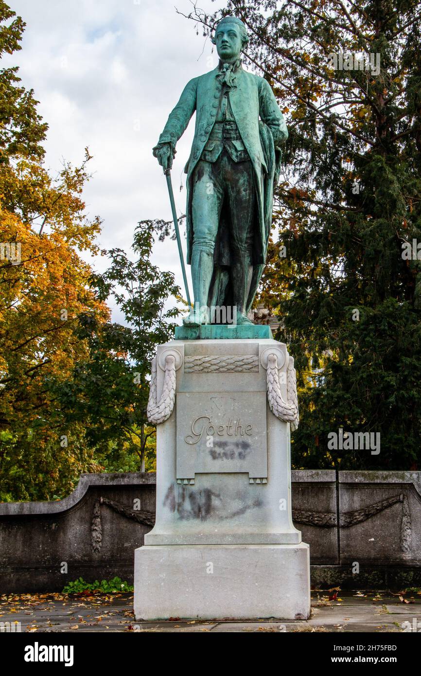 Strasbourg, France, 30 octobre 2021, Statue de Goethe dans le quartier universitaire Banque D'Images