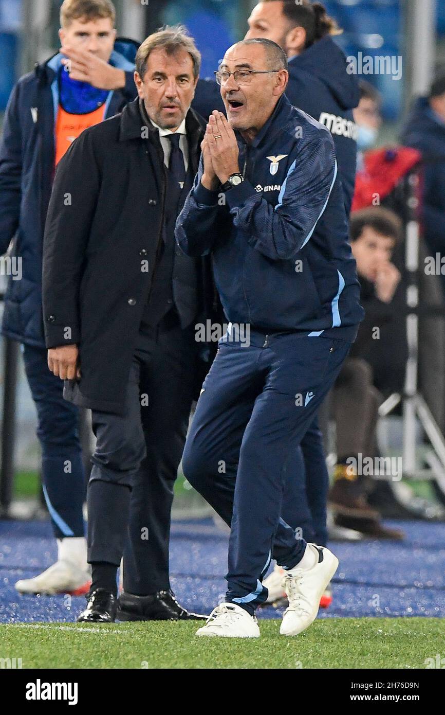 Stadio Olimpico, Rome, Italie.20 novembre 2021.Serie A League football, SS Lazio versus Juventus; Lazio Trainer Maurizio Sarri pendant le match Lazio-Juventus au stade Olimpico crédit: Action plus Sports/Alamy Live News Banque D'Images Stadio Olimpico, Rome, Italie.20 novembre 2021.Serie A League football, SS Lazio versus Juventus; Lazio Trainer Maurizio Sarri pendant le match Lazio-Juventus au stade Olimpico crédit: Action plus Sports/Alamy Live News Banque D'Images
