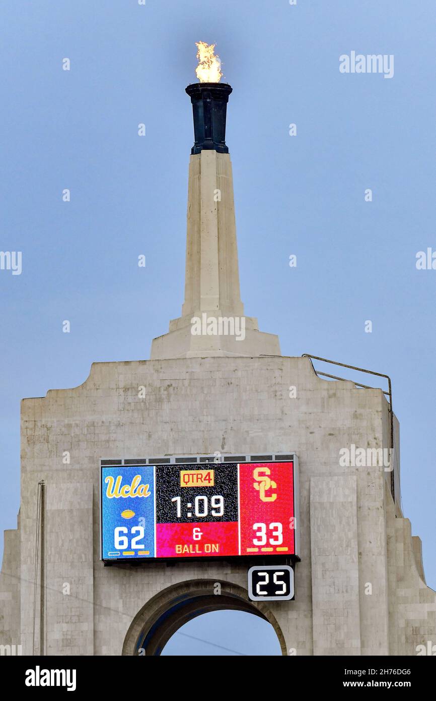 Los Angeles, Californie.20 novembre 2021.Les Bruins de l'UCLA battez les chevaux de Troie de l'USC dans le jeu de football de la NCAA entre les chevaux de Troie de l'USC et les Bruins de l'UCLA au Colisée de Los Angeles, Californie.obligatoire photo Credit: Louis Lopez/CSM/Alay Live News Banque D'Images