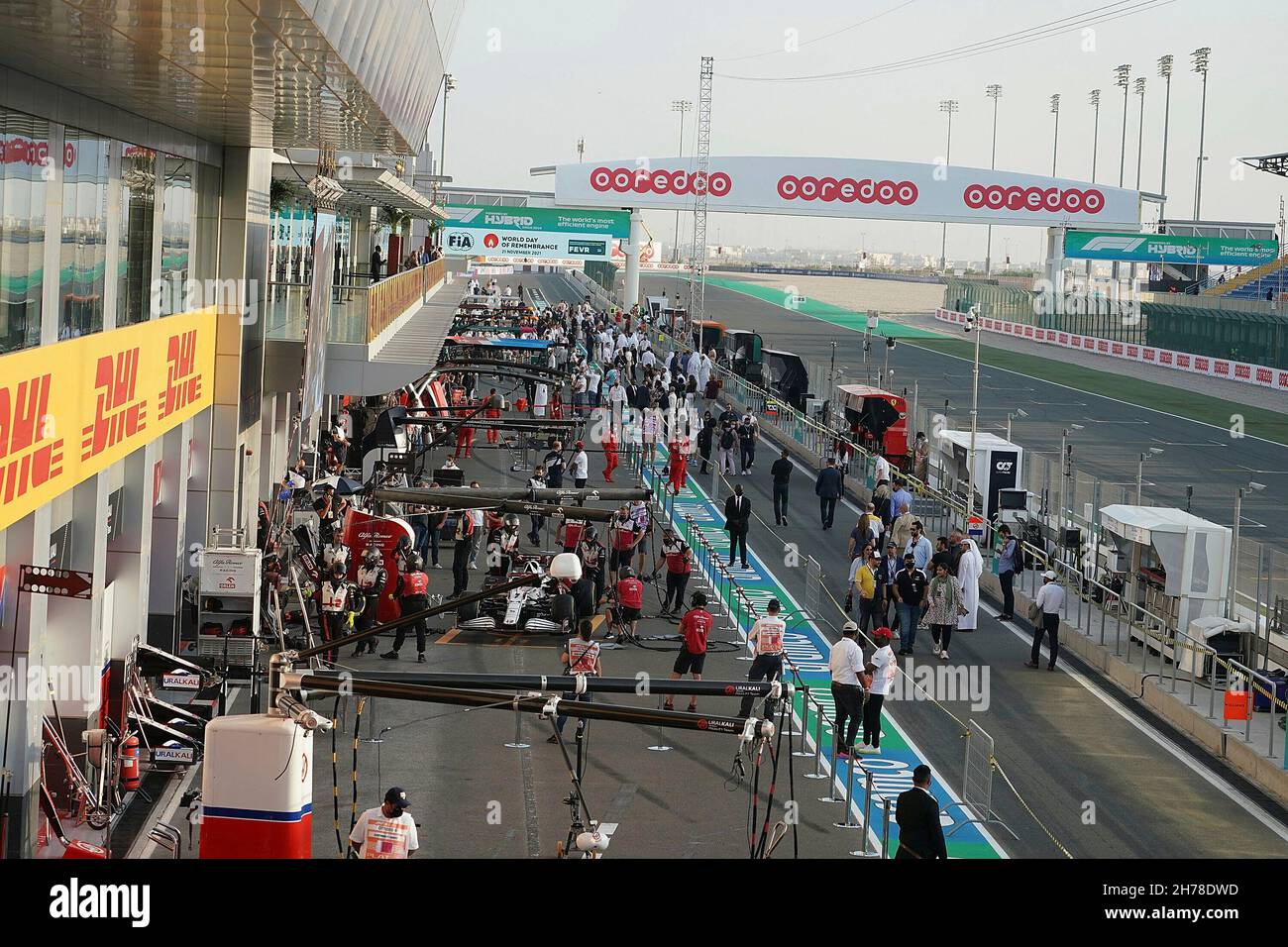 Doha, Katar.21 novembre 2021.21.11.2021, Losail International circuit, Doha, Formule 1 Ooredoo Qatar Grand Prix 2021, dans la photo la voie de la fosse vue du podium.Credit: dpa/Alay Live News Banque D'Images