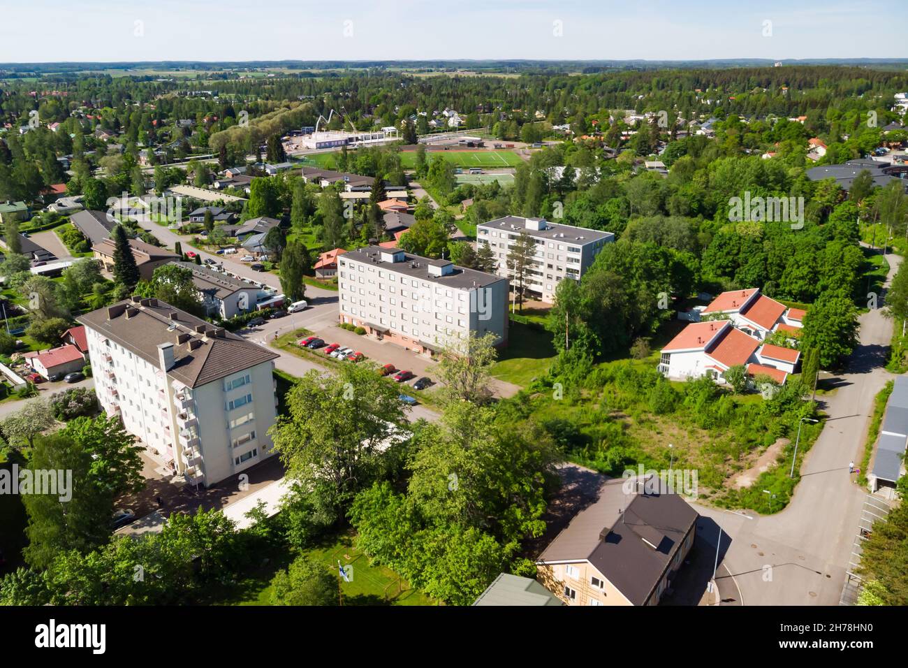 Vue aérienne de la ville de Kouvola en été par beau temps. Banque D'Images