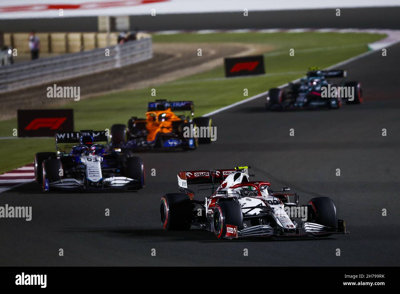 99 GIOVINAZZI Antonio (ita), Alfa Romeo Racing ORLEN C41, action pendant la Formule 1 Ooredoo Qatar Grand Prix 2021, 20e tour du Championnat du monde Formule 1 2021 de la FIA du 19 au 21 novembre 2021 sur le circuit international de Losail, à Lusail, Qatar - photo: Xavi Bonilla/DPPI/LiveMedia Banque D'Images