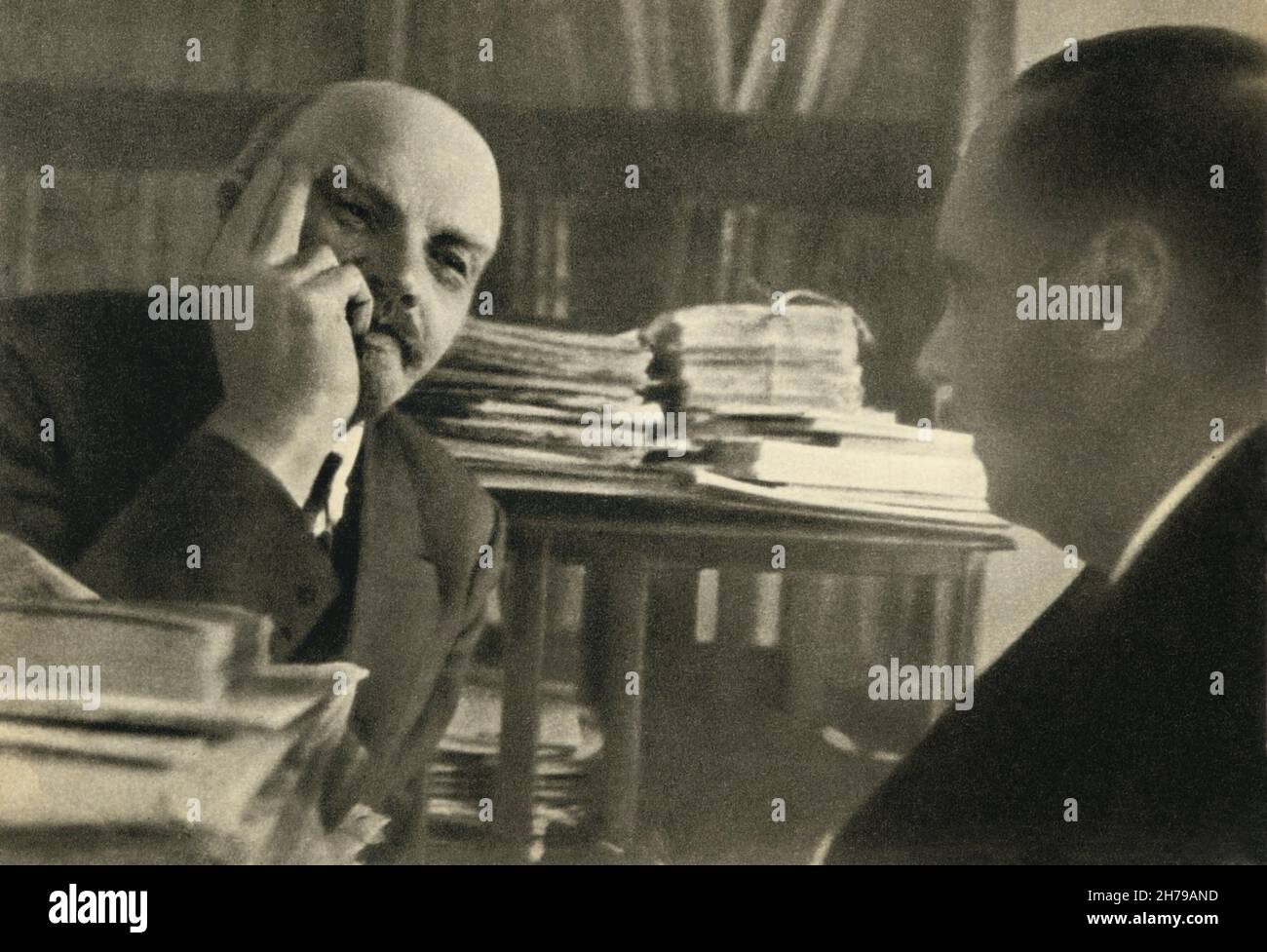 PUITS Herbert George et LENINE Vladimir Ilitch - Date : 19201006 ©Archives-Zephyr/Opale.photo *** Légende locale *** Banque D'Images