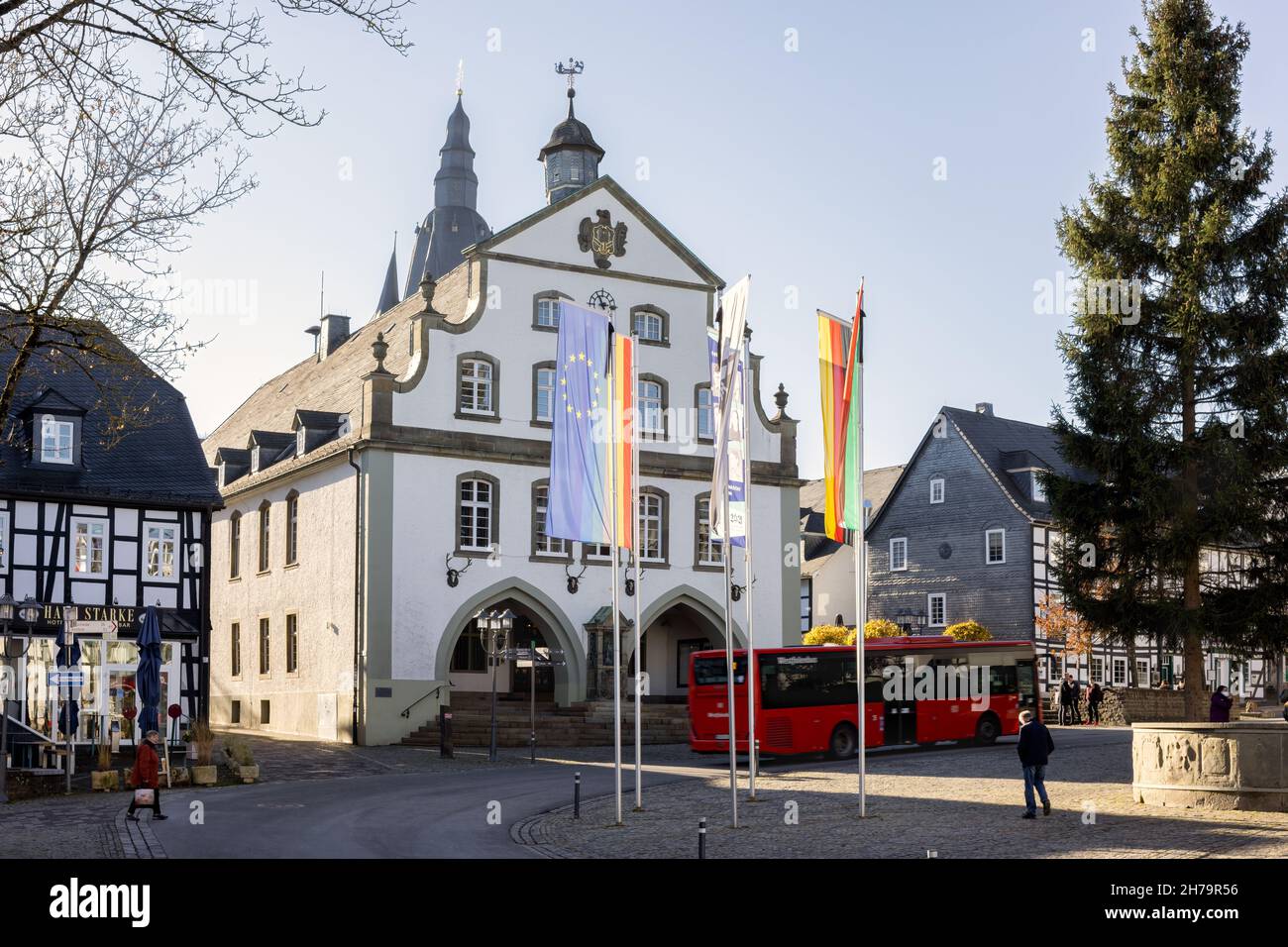 Brilon, Allemagne - novembre 12 2021 : place de marché centre-ville médiévale ville allemande Brilon Banque D'Images