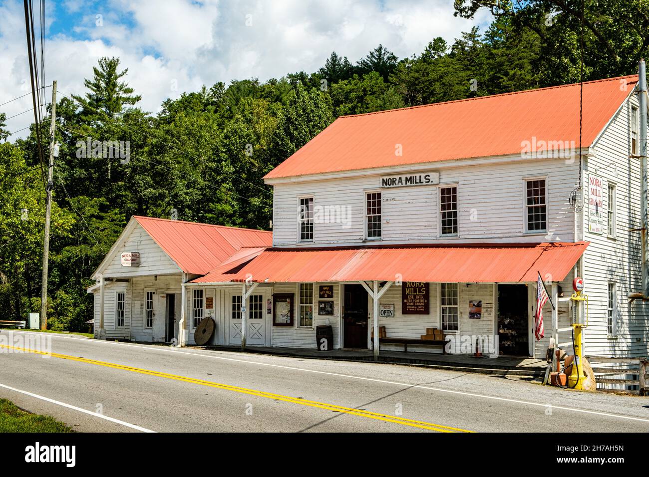Nora Mill Granary, South main Street, Helen, Géorgie Banque D'Images