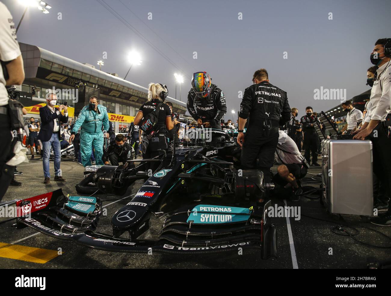 HAMILTON Lewis (gbr), Mercedes AMG F1 GP W12 E Performance, portrait lors du Grand Prix Ooredoo Qatar de Formule 1 2021, 20e tour du Championnat du monde de Formule 1 2021 de la FIA du 19 au 21 novembre 2021 sur le circuit international de Losail, à Lusail, Qatar - photo: DPPI/DPPI/LiveMedia Banque D'Images