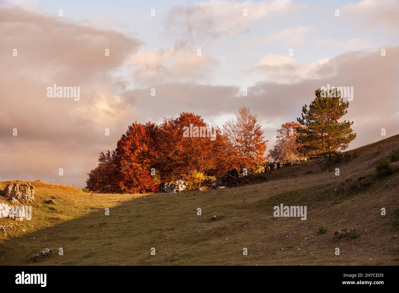 Magnifique paysage de montagne des Abruzzes Lazio et du parc national de Molise en automne Banque D'Images