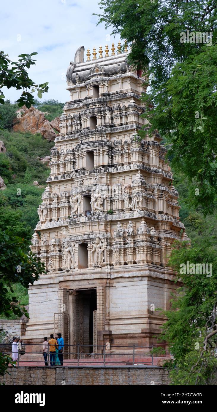 Principal temple yaganti gopura, Yaganti, Andhra Pradesh, Inde Banque D'Images